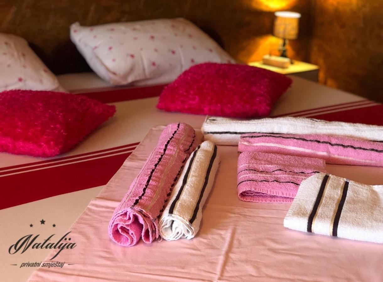 Smjestaj Natalija Hotel Eszék Kültér fotó